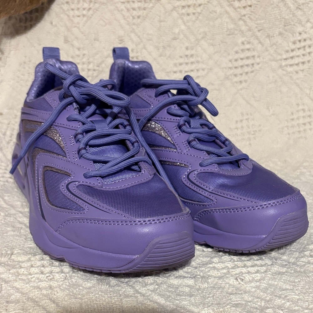 Skechers Purple Athletic Shoes - Picture 3 of 7